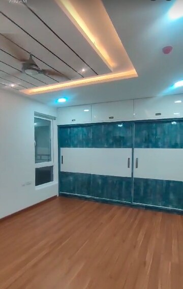 Bedroom in 3 BHK Apartment at Marina Skies, Hi Tech City – for Rent
