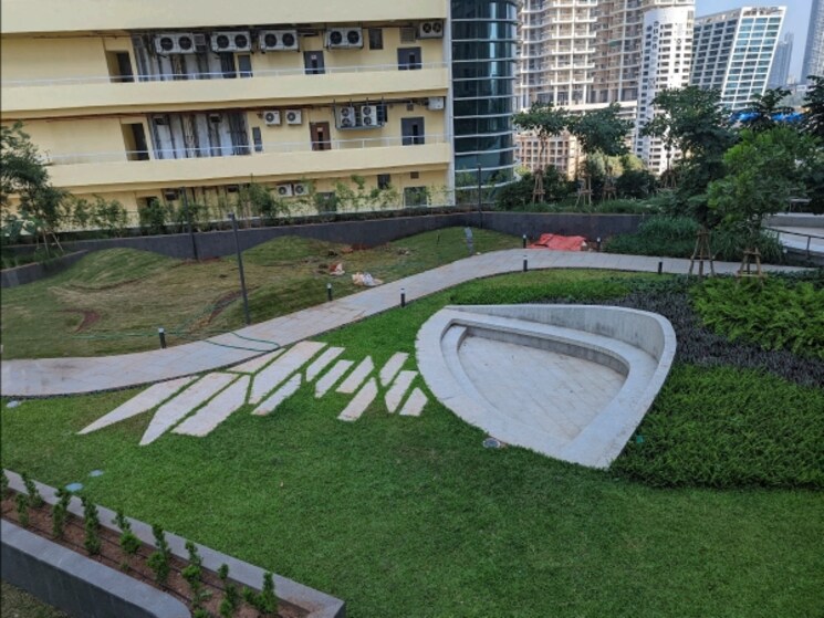 Garden, rustomjee-crown 4 Bedroom 2079 Sq.Ft. Apartment In Prabhadevi Mumbai 8016984