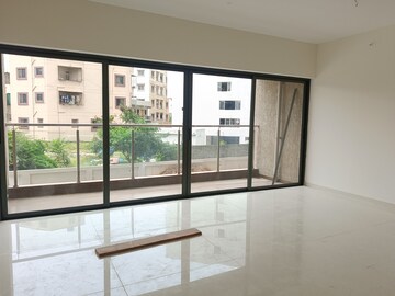 Room in 2 BHK Apartment at Gagan Avencia, Kharadi – for Rent