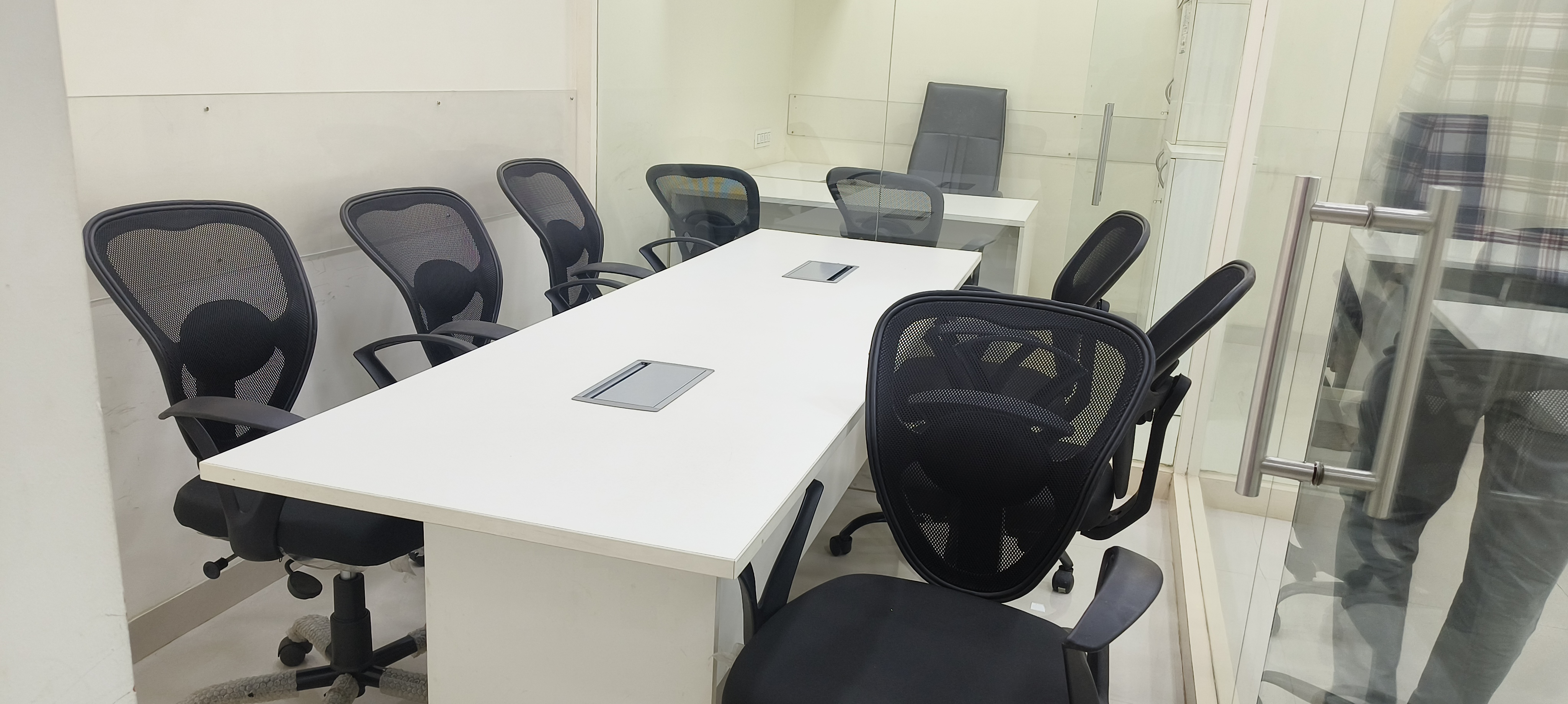 Office Space For Rent in Omkar The Summit Business Bay