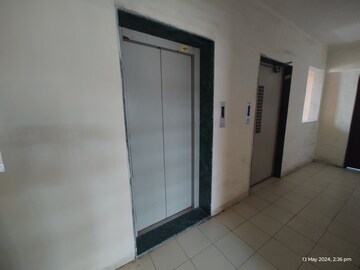 Lift in 2 BHK Apartment at Kharghar Sector 34 – for Sale