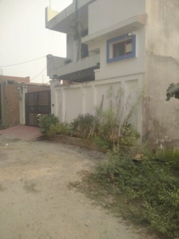  Plot – Nearby View at Wazirganj - for Sale