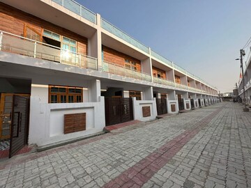  Plot – Nearby View at Wazirganj - for Sale