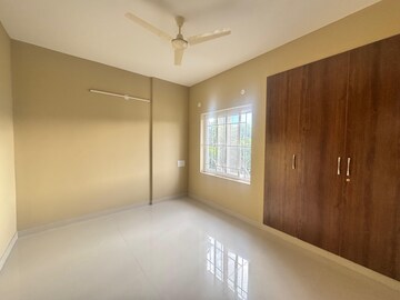 Room in 2 BHK Builder Floor at Hsr Layout – for Rent