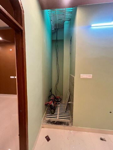 Building Lobby in 3 BHK Independent House at Gomti Nagar – for Rent