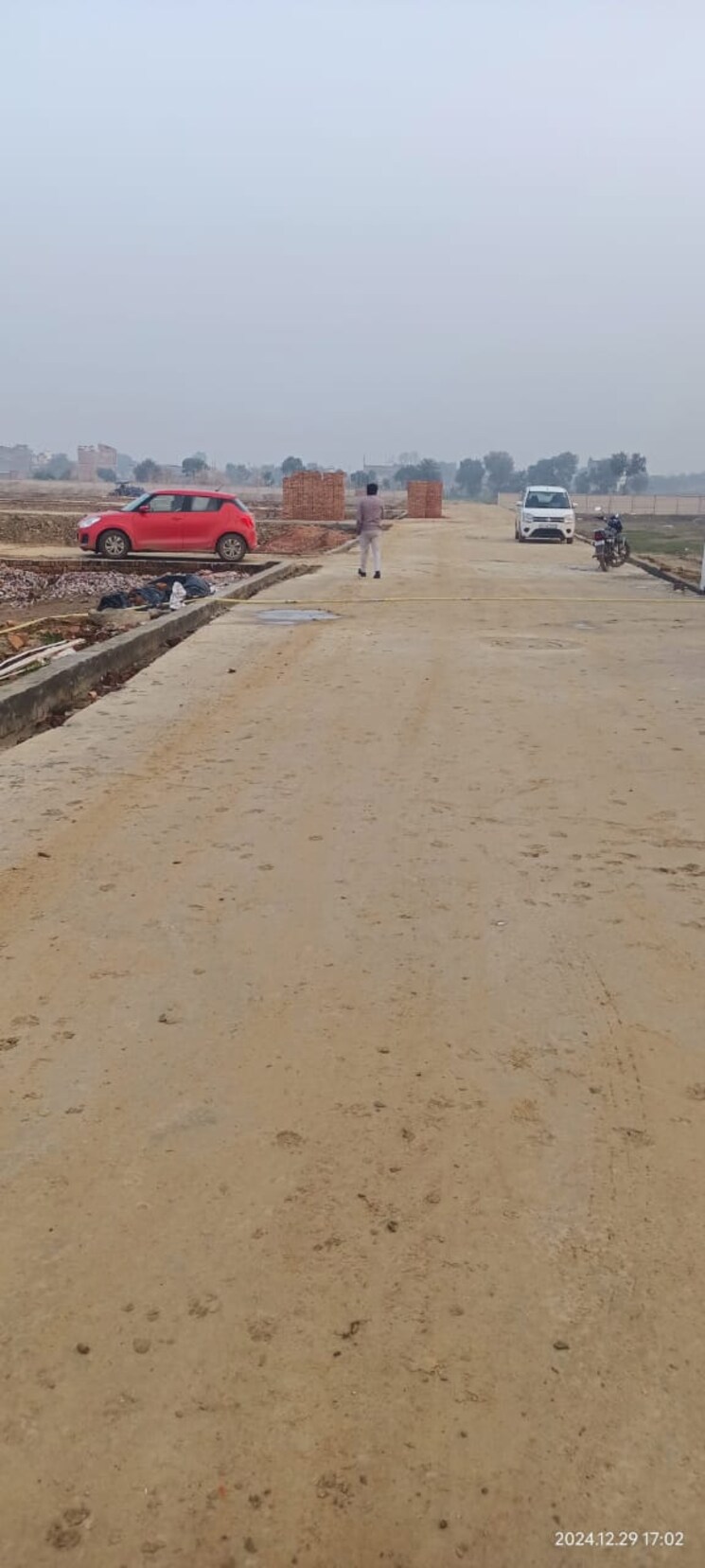 Exterior View, om-kunj  50 Sq.Yd. Plot In Badhpura Greater Noida 8017147