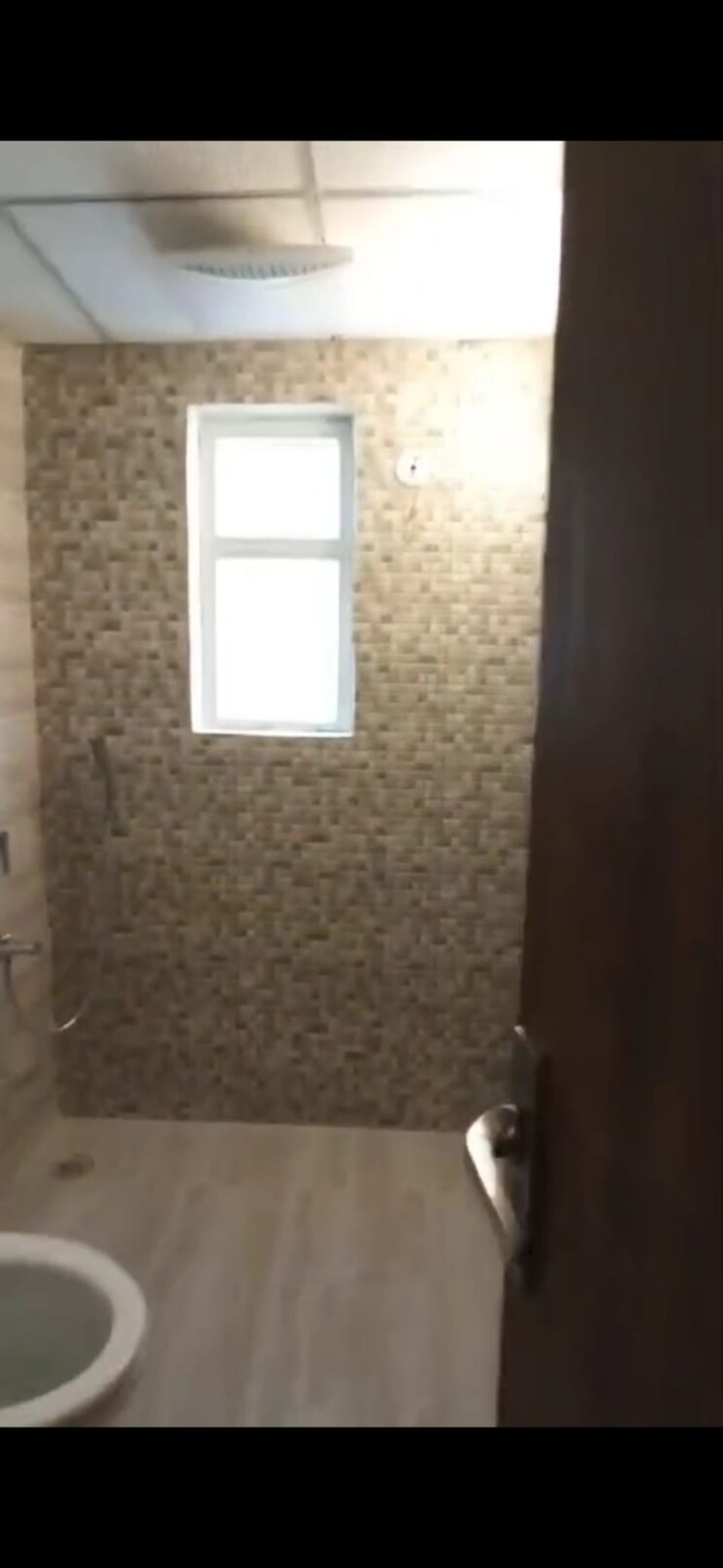 Bathroom, nandini-the-vasundhara-grand 3 Bedroom 1350 Sq.Ft. Apartment In Vasundhara Sector 15 Ghaziabad 8017136