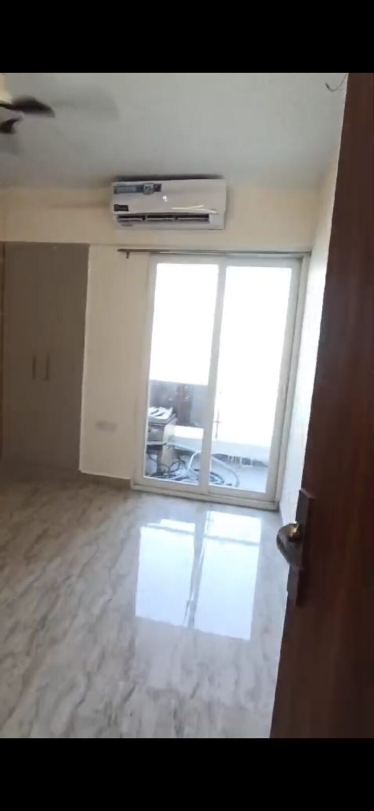 Bathroom, nandini-the-vasundhara-grand 3 Bedroom 1350 Sq.Ft. Apartment In Vasundhara Sector 15 Ghaziabad 8017136