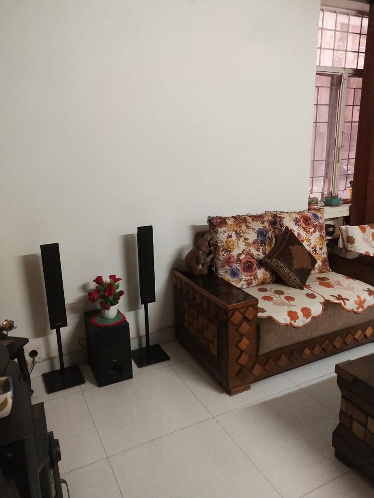 Bedroom, sector 40 4 Bedroom 450 Sq.Mt. Independent House In Sector 40 Noida 8017130