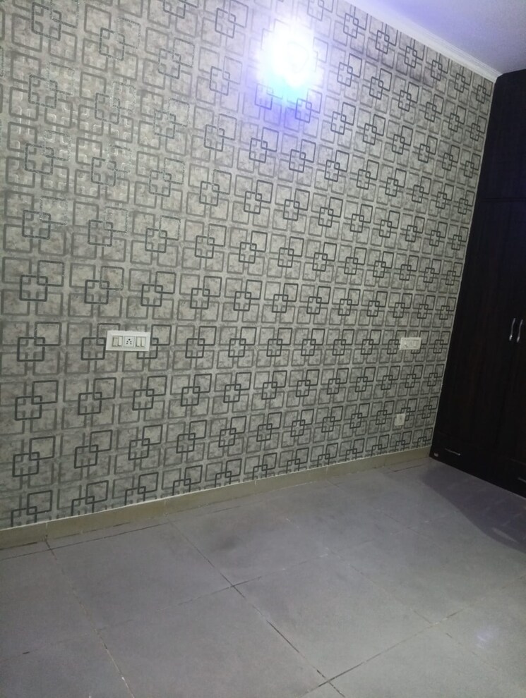 Room, guru-nanak-enclave 3 Bedroom 1800 Sq.Ft. Builder Floor In Dhakoli Village Zirakpur 8017140