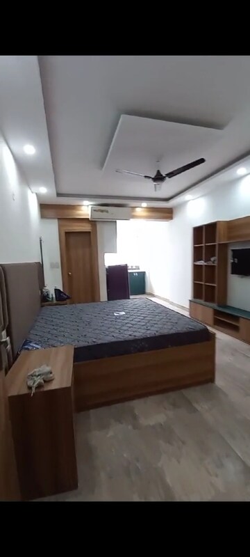 Studio Apartment For Rent in Moti Nagar