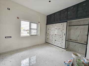 Room in 1 BHK Builder Floor at Hsr Layout – for Rent