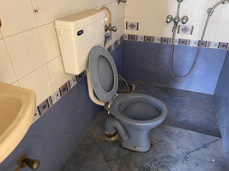 Bathroom, mahavir-chs-nerul 2 Bedroom 1100 Sq.Ft. Apartment In Nerul Navi Mumbai 8017174