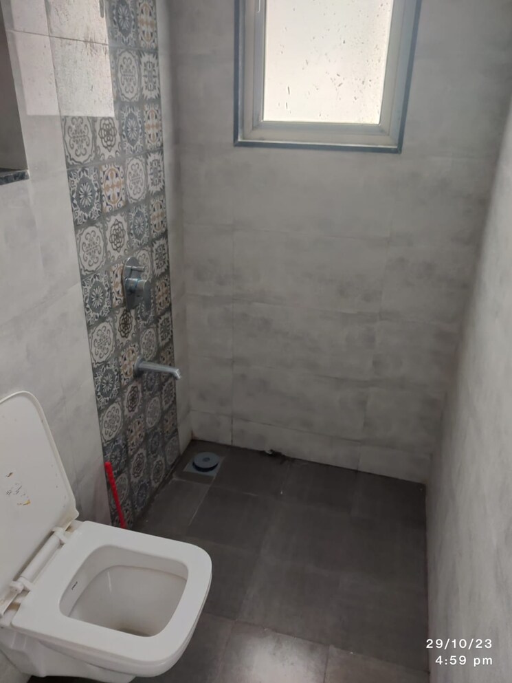 Bathroom, shivam-19-grand-west 3 Bedroom 920 Sq.Ft. Apartment In Thergaon Pune 8017186