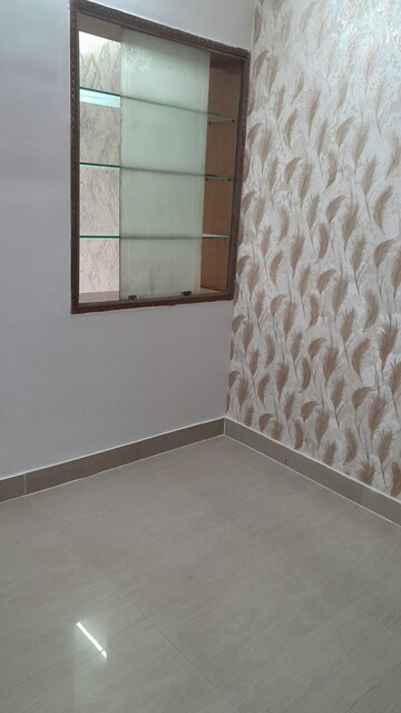 Room in 2 BHK Builder Floor at Kalkaji – for Rent