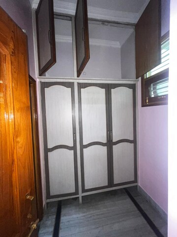 Furnished Amenities in 4 BHK Independent House at Gomti Nagar – for Rent