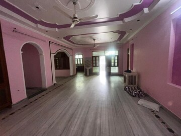 Building Lobby in 4 BHK Independent House at Gomti Nagar – for Rent