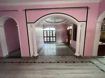 Building Lobby in 4 BHK Independent House at Gomti Nagar – for Rent