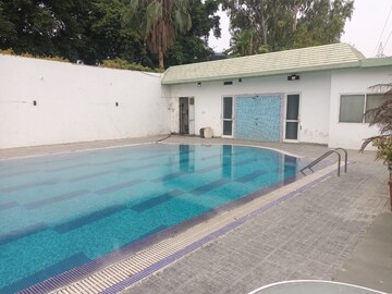  6+ BHK Villa at Palm Residency Chhatarpur, Chattarpur – for Rent