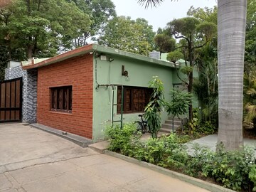 6+ BHK Villa – Exterior View View at Palm Residency Chhatarpur, Chattarpur - for Rent