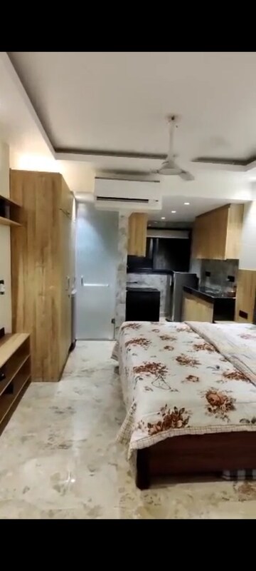Studio Apartment For Rent in Karam Pura