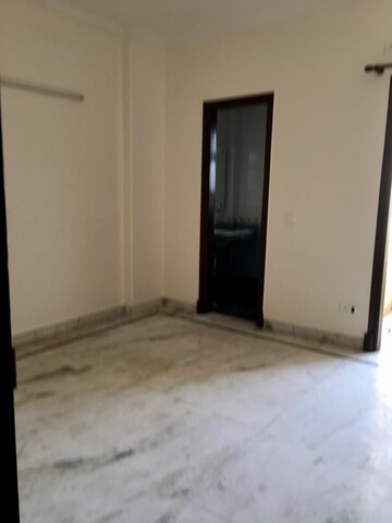 Room in 1 BHK Builder Floor at Kalkaji – for Rent