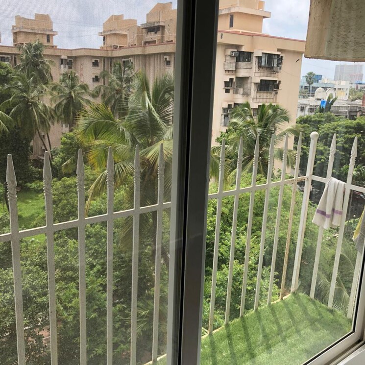 Balcony, chanchal-kalyan-complex 1 Bedroom 550 Sq.Ft. Apartment In Yari Road Mumbai 8017245