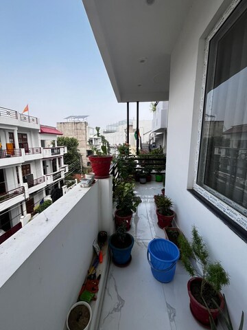 Balcony in 2 BHK Independent House at Gomti Nagar – for Rent