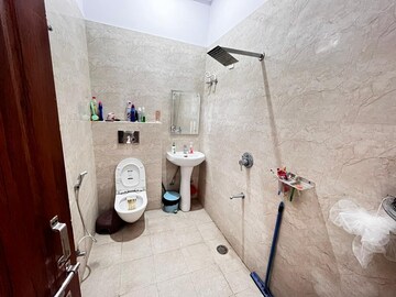 Bathroom in 2 BHK Independent House at Gomti Nagar – for Rent