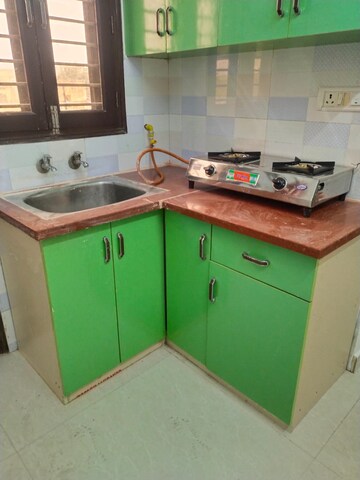 Master Bedroom in Studio Apartment at Sarita Vihar – for Rent