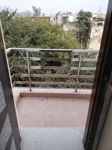 Balcony in Studio Apartment at Sarita Vihar – for Rent
