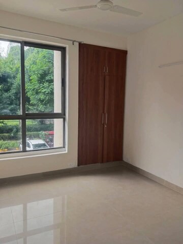 3 BHK Apartment For Sale in Raheja Atharva, Sector 109