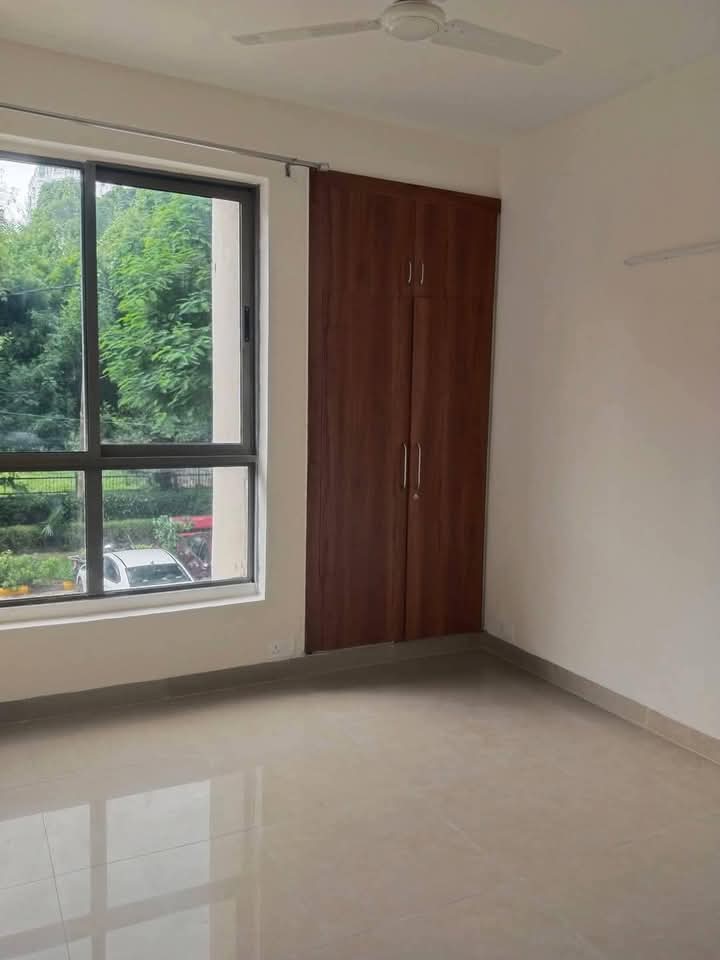 3 BHK + Pooja Room Apartment For Sale in Raheja Atharva