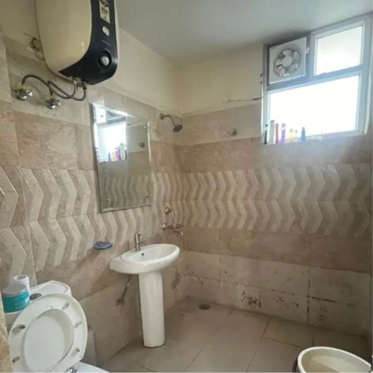 Bathroom, vip road 2 Bedroom 1250 Sq.Ft. Apartment In Vip Road Zirakpur 8017266