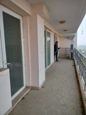 2 BHK Apartment For Rent in Pyramid Heights, Sector 85