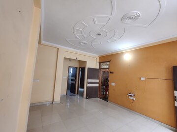 Room in 2 BHK Independent House at Gomti Nagar – for Rent