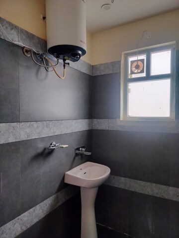 Bathroom in 3 BHK Apartment at Peer Mucchalla – for Rent