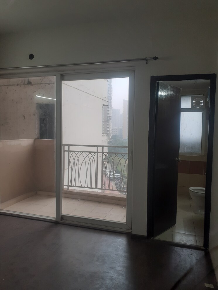 Kitchen, mahagun-mywoods-iii 2 Bedroom 960 Sq.Ft. Apartment In Sector 16c Greater Noida Greater Noida 8017338