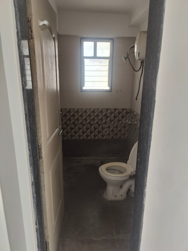 Bathroom, archana-kohinoor-glory 2 Bedroom 1150 Sq.Ft. Apartment In Mohammadwadi Pune 8017353