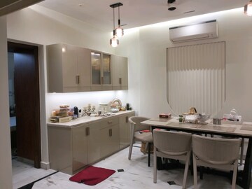 Master Bedroom in 3 BHK Builder Floor at Paschim Vihar – for Sale