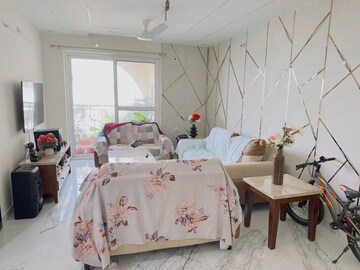 Master Bedroom in 3 BHK Apartment at Rohit Height, Gomti Nagar – for Rent