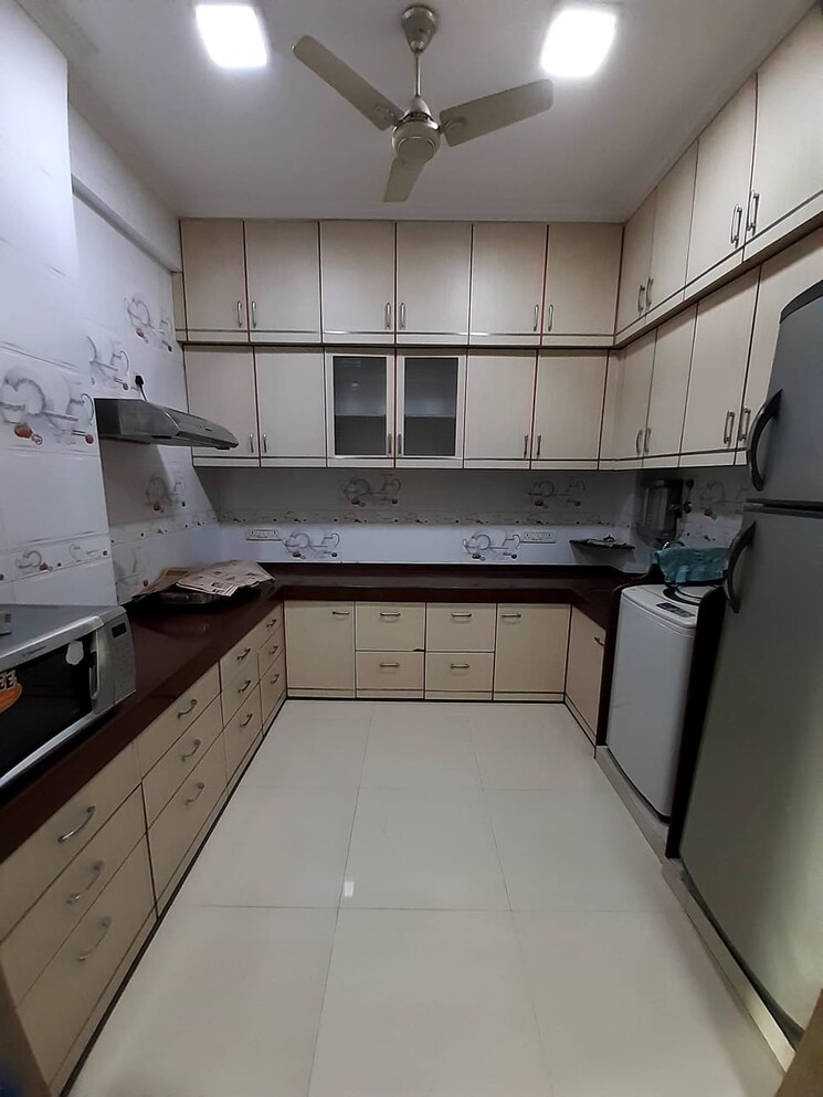 Kitchen, colaba 1.5 Bedroom 575 Sq.Ft. Apartment In Colaba Mumbai 8017417
