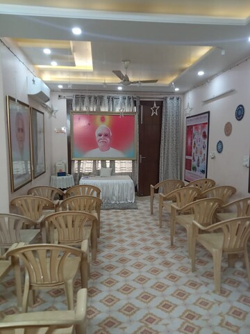 Living Room in 3 BHK Builder Floor at Ardee City, Sector 52 – for Rent