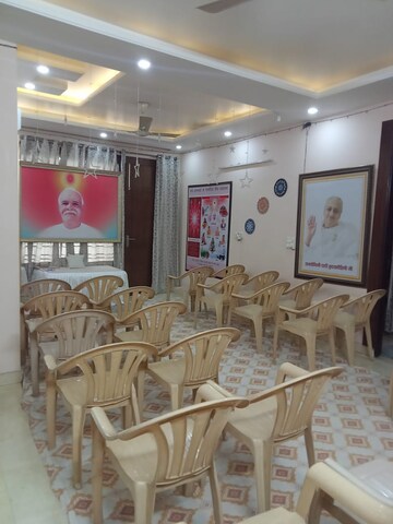 Living Room in 3 BHK Builder Floor at Ardee City, Sector 52 – for Rent
