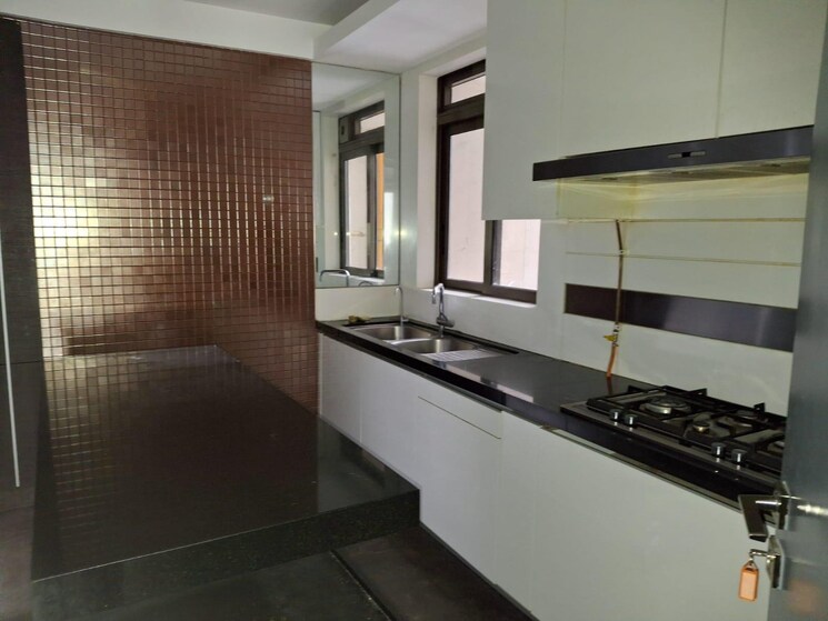 Kitchen, lodha-trump-tower 5 Bedroom 2750 Sq.Ft. Apartment In Worli Mumbai 8017450