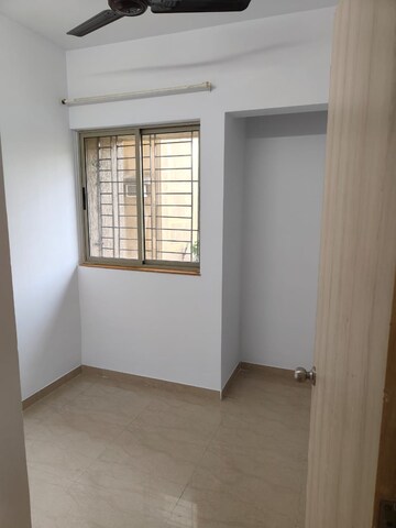 Master Bedroom in 1.5 BHK Apartment at Lodha Palava City, Dombivli East – for Rent