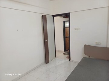 Room in 1 BHK Apartment at Tilak Shanti CHS, Tilak Nagar – for Rent
