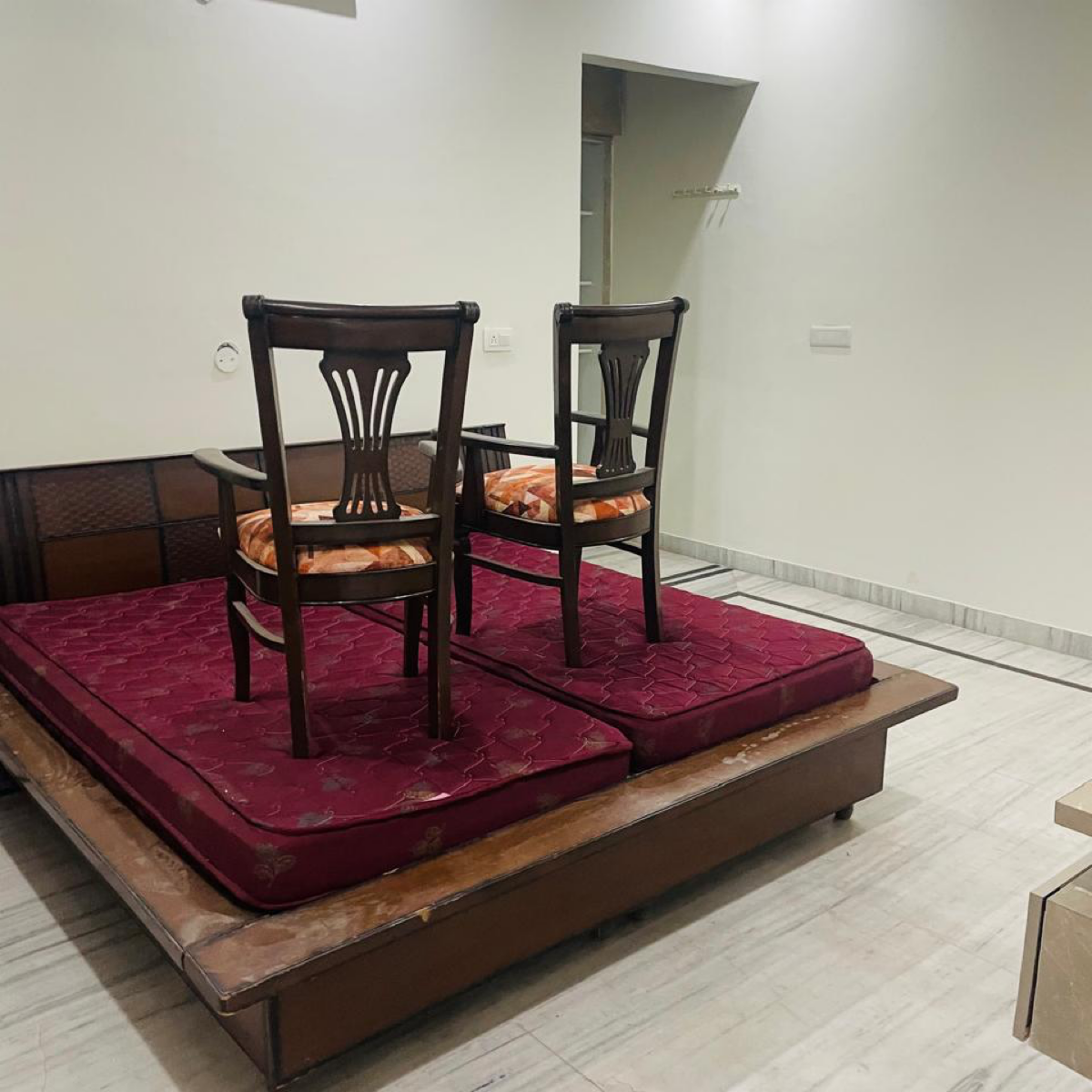 2.5 BHK + Servant Room Apartment For Sale in Skyline Park