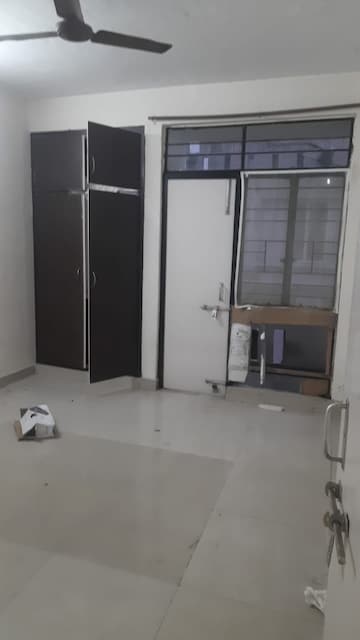 2 BHK Apartment For Rent in Sector 18, Dwarka Delhi  8017689