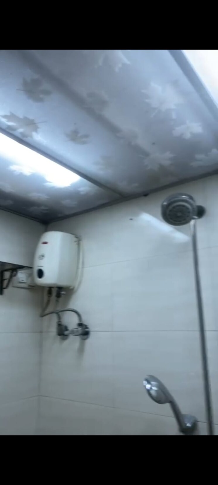 Bathroom, sadanand-classic 1 Bedroom 400 Sq.Ft. Apartment In Khar West Mumbai 8017828